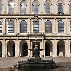 Saiba + palacio barberini tumb